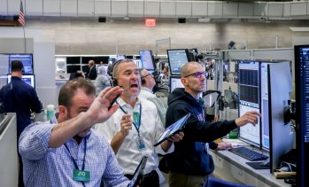 Докато търговията с технологични акции се пропуква, инвеститорите на дребно усещат натиск