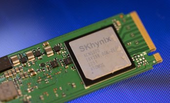 Акциите на SK Hynix се сринаха с над 20% за два дни