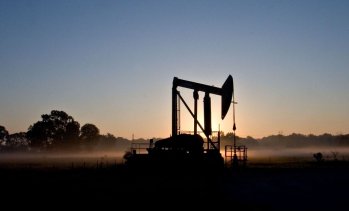 Big Oil се къпе в пари от войната в Иран, а инвеститорите следят как ще ги похарчат