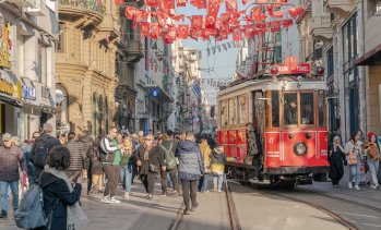 Турската централна банка запази лихвите без промяна заради високите цени на петрола