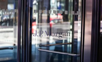 Търговията на пазарите и инвестиционното банкиране са все по-важни за JP Morgan и сие