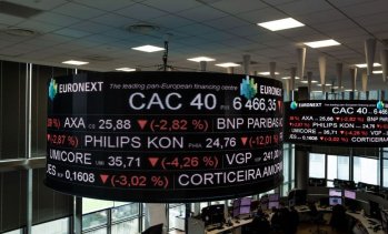 Европейските акции се понижиха рязко в сряда до няколкомесечни дъна