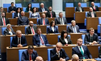 Без дебати депутатите приеха на първо четене промени в Закона за кредитните институции