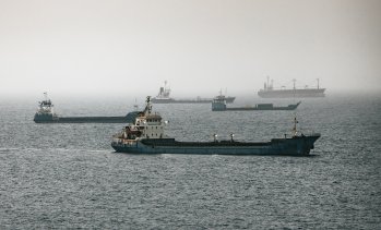 Ормузкият проток ще остане със статут на военна зона поне до 9 юли