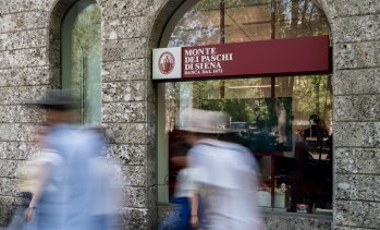 Печалбата на Monte Paschi засенчи прогнозите, докато банката разглежда оферта за поглъщане