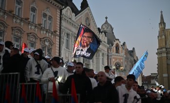Вучич залага на премиерския пост, но студентските протести поставят властта му под заплаха