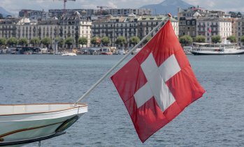 Икономиката на Швейцария се е свила за първи път от 2023 г. на фона на митата