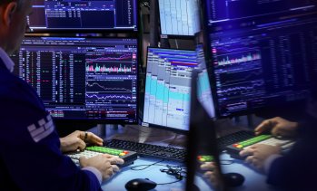 Dow затвори над 53 хил. пункта за първи път