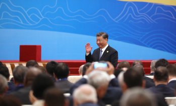 Бедните страни са получили заеми за 1 трлн. долара от Китай - както и богатите