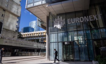 Европейските борси затвориха на червено под натиска на разпродажбите в технологичния сектор 