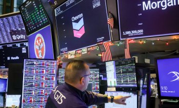 Възстановяването на производителите на чипове тласка нагоре Wall Street*