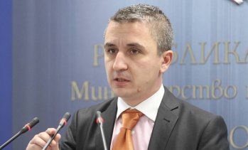 Ал. Николов: Има огромен интерес към активи на "Лукойл" не само в България