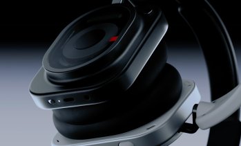 Nothing представи Pro слушалки за 399 долара с дизайн от стъкло и титан
