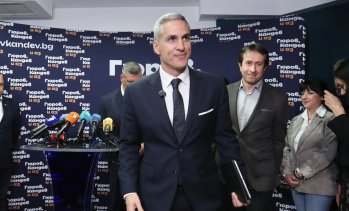 Гюров призова Йотова на открит дебат: "Битката е за нова посока на България"