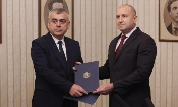 И АПС получи и върна третия мандат за съставяне на правителство