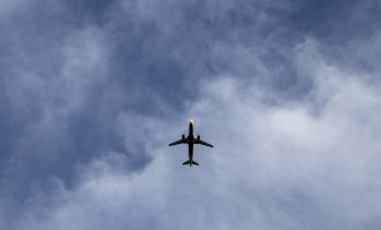 Мъск и шефът на Ryanair&nbsp;в спор заради въздействието на Starlink&nbsp;върху полетите