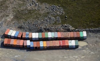 Засега САЩ избягват скъпа ескалация на търговските войни с останалия свят