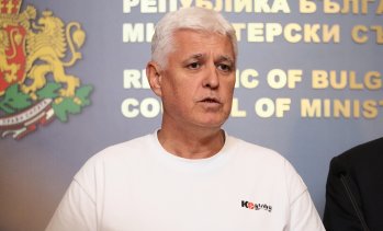 Министърът на отбраната: Няма пряка заплаха за националната сигурност