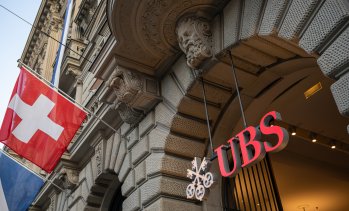 UBS обяви&nbsp;програма за обратно изкупуване за 3 млрд. долара до средата на 2027 г.