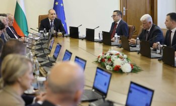 &bdquo;Маркет ЛИНКС&ldquo; отчита спад на доверието в кабинета, Бюджет 2026 е сред слабостите