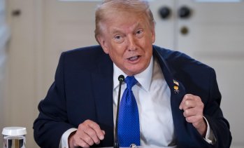 Анализатор: Тръмп опитва да контролира всички независими органи в САЩ