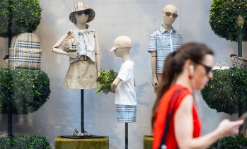 Парниковите емисии от модната индустрия са нараснали с почти 14% за две години