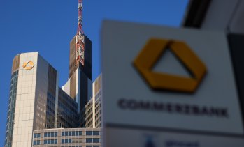 Commerzbank заяви, че е готова за преговори с UniCredit
