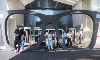 HSBC: Пазарът на умни очила ще достигне 200 млрд. долара до 2040 г.