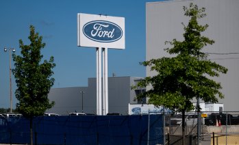 Американските автопроизводители се нуждаят от нещо повече от търговски мир с Канада