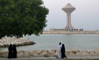 Саудитски предприемачи трупат милиарди долари, залагайки не на петрола, а на водата