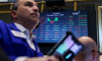 Wall Street изпрати най-лошата си сесия от седмици след глобални разпродажби