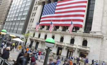 Wall Street е под натиск, след като цената на Брента надхвърли 90 долара