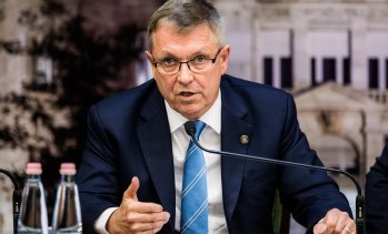 Арестуваха бившия управител на централната банка на Унгария от времето на Виктор Орбан