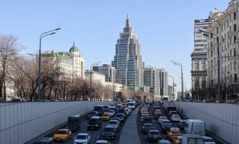 Руската централна банка намали основната си лихва с четвърт процентен пункт до 14%