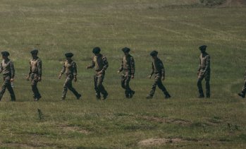 Еврокомисарят по сигурността предлага постоянна европейска армия от 100 хил. души