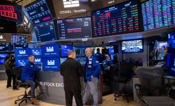 Dow Jones добави над 400 пункта, подкрепен от технологичния сектор