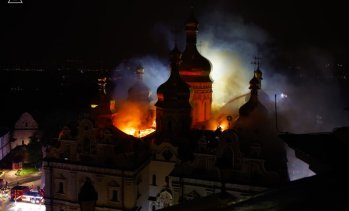 Руснаците вече не вярват в мощта на своите оръжия, ракета удари Киевско-Печорската лавра*