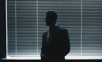 Новата норма: Изпълнителните директори стават все по-възрастни, пенсионирането се отлага