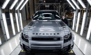 Jaguar Land Rover атакува САЩ с разширена гама от хибридни модели
