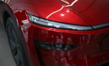 Печалбата на Tesla е застрашена от пресъхването на приходите от регулаторни кредити