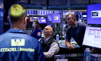 Wall Street отваря със спадове в очакване на решението на Фед за лихвите*