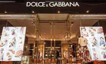Dolce & Gabbana се опитва да набере парични средства в замяна на опрощаване на дълг