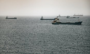 Русия спря износа на петрол през Новоросийск и го насочва към Балтийско море