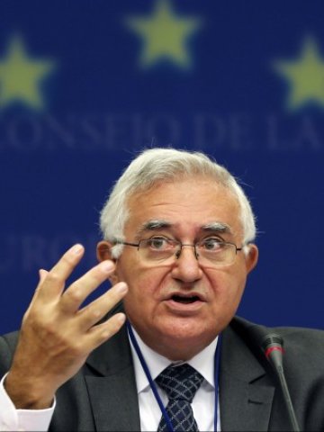 <p>
	Джон Дали вече няма да е комисар. <em>Снимка: Ройтерс</em></p>
