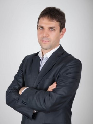 <p>
	Димо Димов: <em>Снимка: Karoll.bg</em></p>
