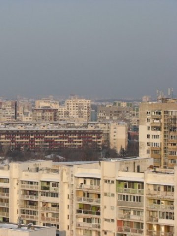 <p>
	Средната пазарна цена на жилищата за страната през второто тримесечие на 2012 г. е била 885,32 лв./кв. м. <em>Снимка: Investor.bg</em></p>
