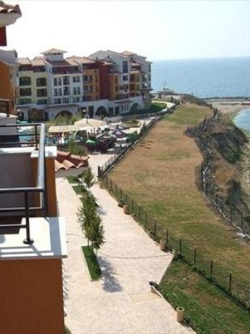 <p>
	<em>Гледка от един от апартаментите за продан на компанията. Снимка: Appreciating Assets</em></p>
