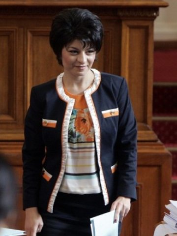 <p>
	<em>Минисътрът на здравеопазването Десислава Атанасова </em>&nbsp;Снимка: БТА</p>
