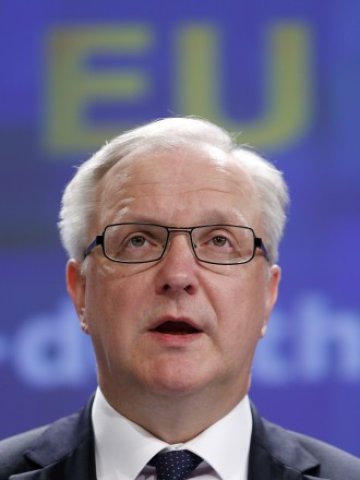 <p>
	Оли Рен смята, че сътрудничеството между Германия и Франция е задължително, но не е достатъчно условие само по себе си за развитието на ЕС.&nbsp;<em>Снимка: Ройтерс</em></p>
