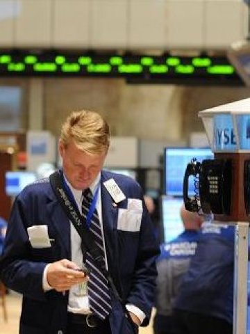 <p>Брокер на Нюйоркската фондова борса Снимка: БТА</p>